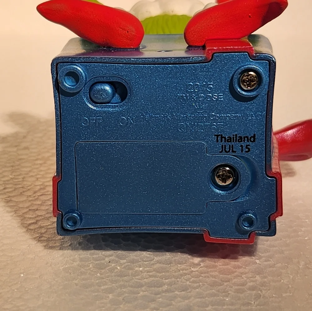 Hallmark Keepsake 2015 Grinch Peekbuster Magic motion-activated sound ornament - Picture 7 of 8